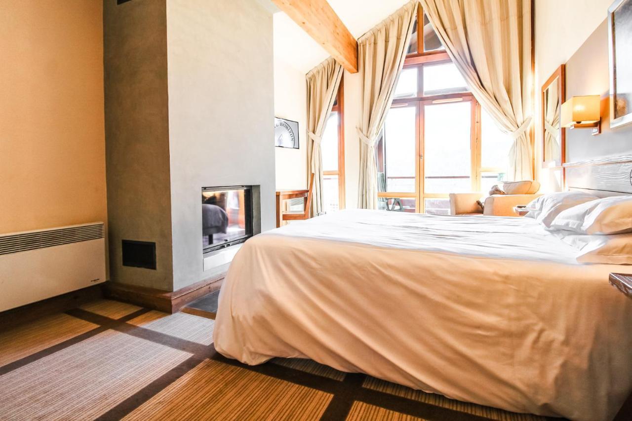 Exceptional 3 Bed Penthouse With Fireplace And Stunning Views Флен Екстериор снимка