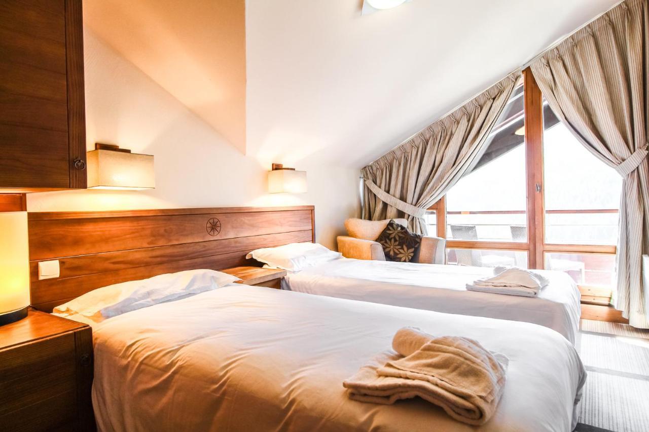 Exceptional 3 Bed Penthouse With Fireplace And Stunning Views Флен Екстериор снимка
