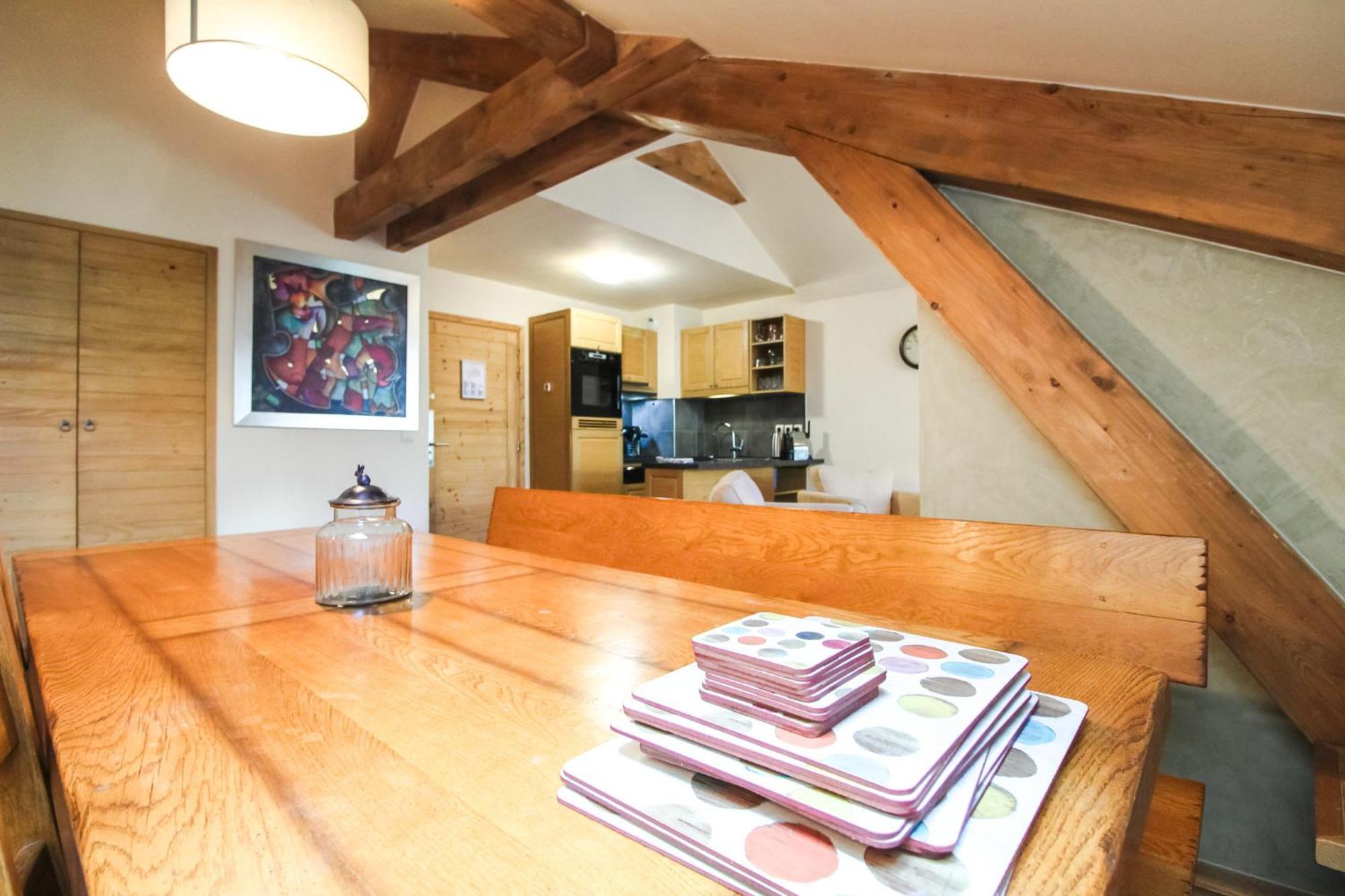 Exceptional 3 Bed Penthouse With Fireplace And Stunning Views Флен Екстериор снимка
