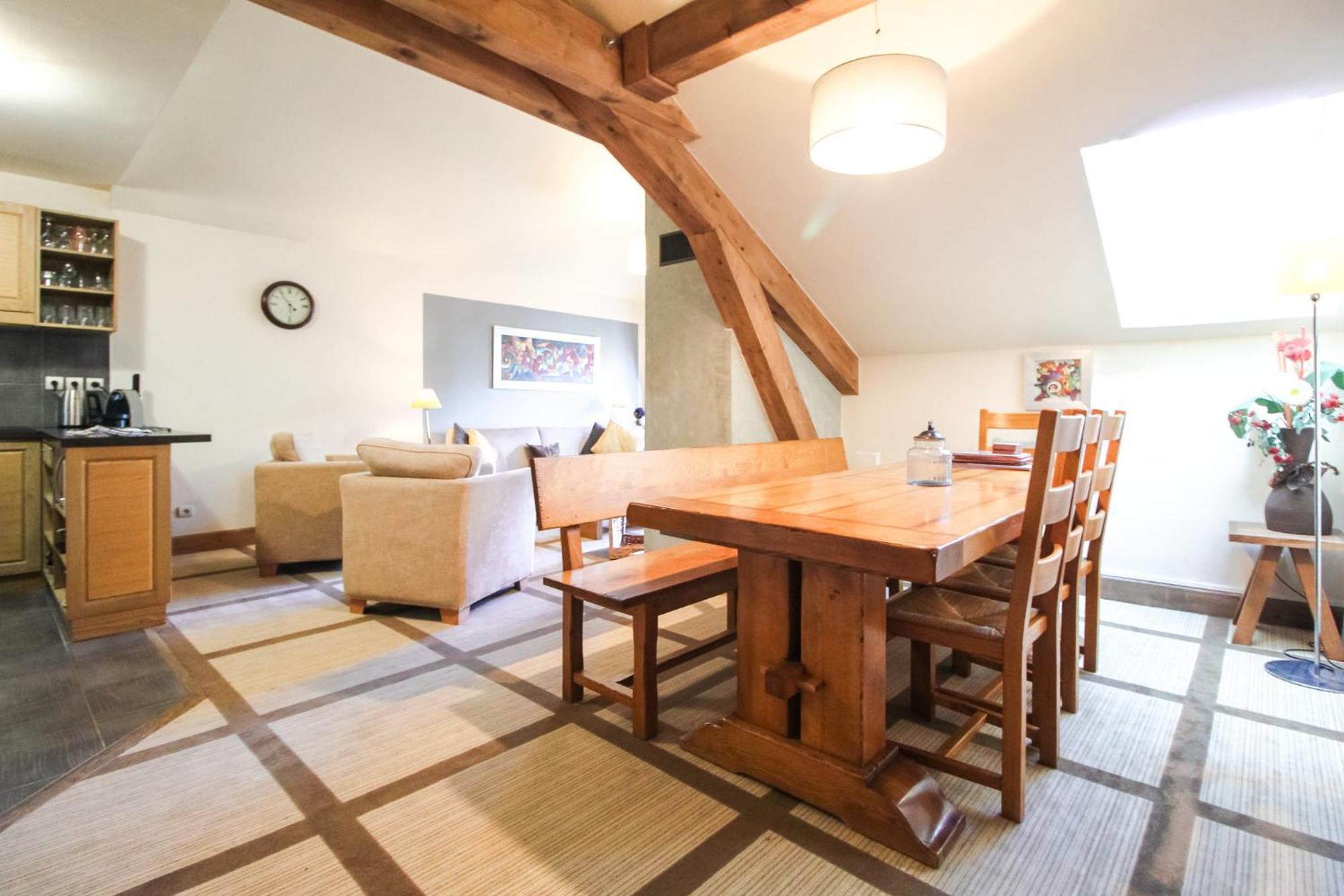 Exceptional 3 Bed Penthouse With Fireplace And Stunning Views Флен Екстериор снимка