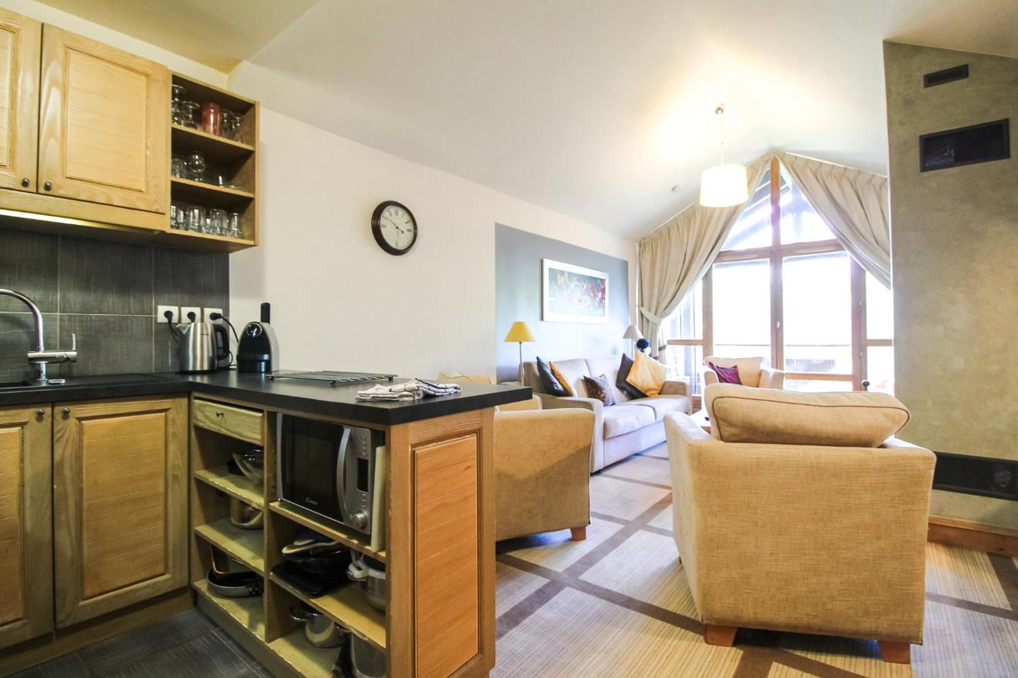 Exceptional 3 Bed Penthouse With Fireplace And Stunning Views Флен Екстериор снимка