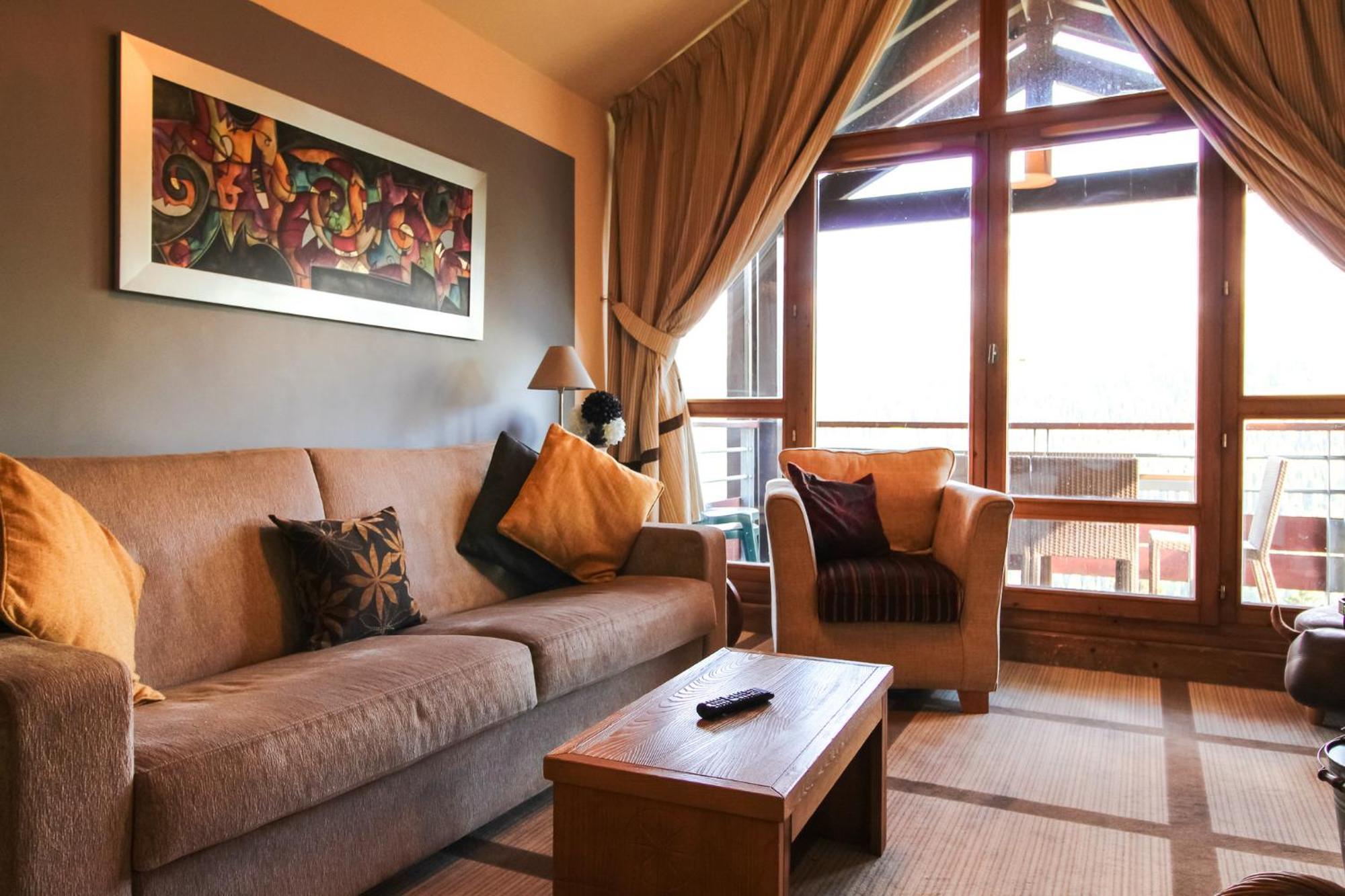 Exceptional 3 Bed Penthouse With Fireplace And Stunning Views Флен Екстериор снимка